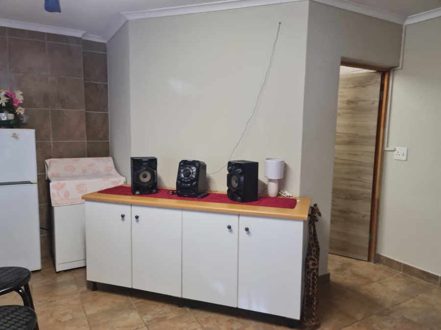 4 Bedroom Property for Sale in Safari Gardens North West